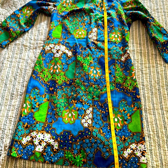 Bright 60s Mod Dress - Picture 9 of 10